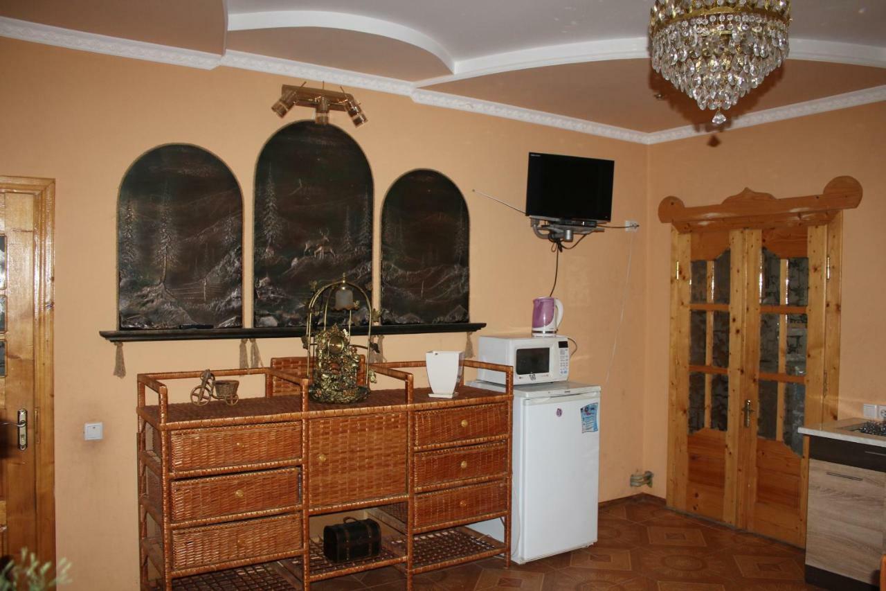 Villa Золото Карпат Jaremtsche Exterior foto